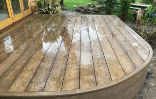 Wyldwood Composite Decking with Curved Edge